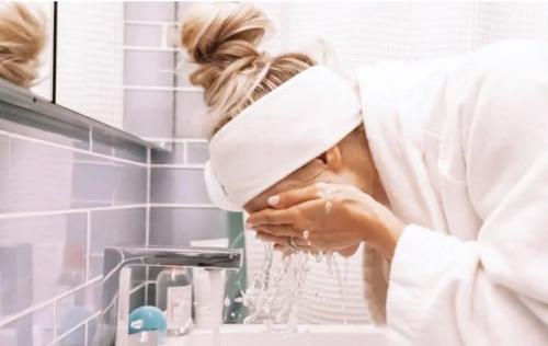 Можно ли предотвратить появление морщинки вокруг глаз