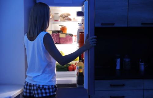 Есть перед сном. Что происходит с организмом во время сна? 03