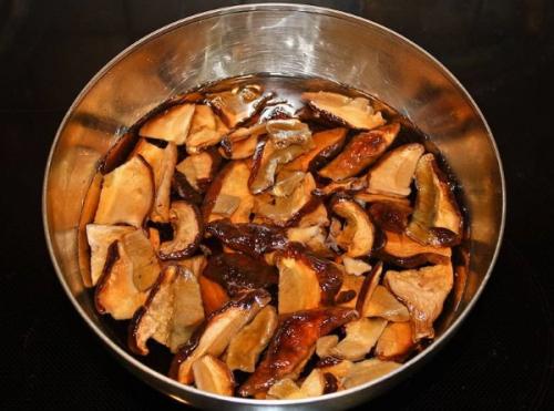 Как грибы подготовить. Как замачивать грибы