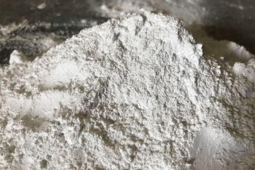 Мел для раскисления почвы. Чем раскислить почву на огороде