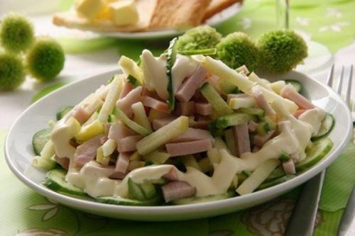 Какие блюда и салаты лучше всего готовить с яблоками розовой мякотью. 20 салатов с яблоками, которые точно стоит попробовать