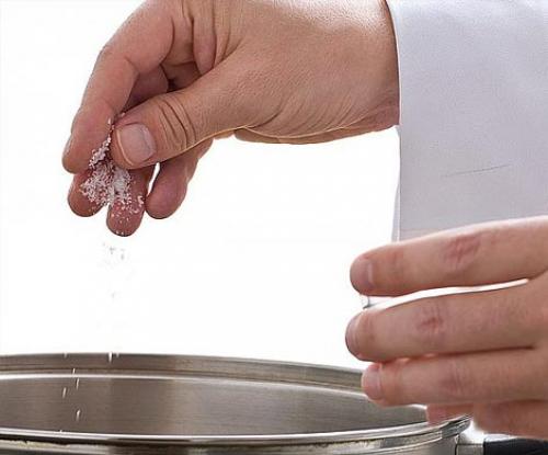 Пересолено блюдо- что делать. Что делать, если пересолили еду: скорая кулинарная помощь 13 Пересолено блюдо- что делать. Что делать, если пересолили еду: скорая кулинарная помощь 13