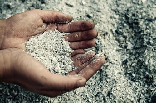 Заменит ли древесная зола минеральные удобрения. Какого вида и состава должна быть зола? 04 Заменит ли древесная зола минеральные удобрения. Какого вида и состава должна быть зола? 04