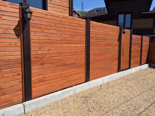 Виды заборов. Реечные деревянные заборы