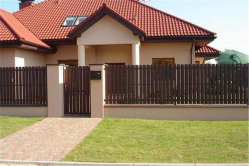 Самый дешевый забор из профлиста. Экономим профнастил 16