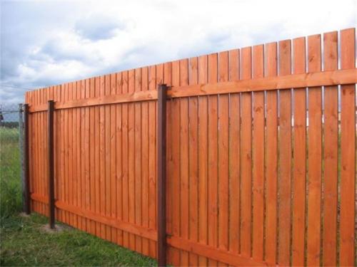 Забор своими руками из подручных материалов. Заборы для дачи своими руками дешево