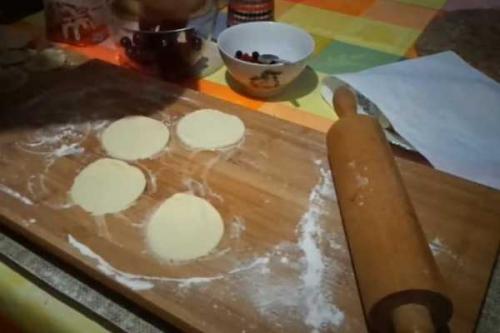 Кислая вишня, что приготовить. Что можно приготовить из вишни быстро и вкусно: 15 рецептов блюд