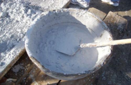 Как развести гашеную известь для побелки стен. Как гасить известь правильно и безопасно