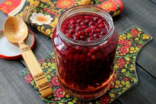 Как долго хранятся брусничные заготовки на зиму. Как лучше хранить ягоды