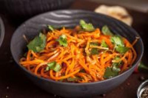 Может ли кривая морковь быть вредной для здоровья. Чем может быть вредна морковь и кому ее лучше не есть?