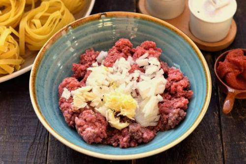 Как сварить гнезда из макарон, чтобы не развалились. Как приготовить гнезда из макарон с фаршем на сковороде?