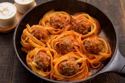 Как сварить гнезда из макарон, чтобы не развалились. Как приготовить гнезда из макарон с фаршем на сковороде?