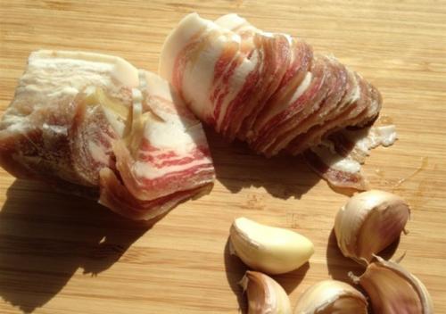 Как вымачивать сало. Как засолить сало в рассоле, чтобы таяло во рту? 9 самых вкусных рецептов