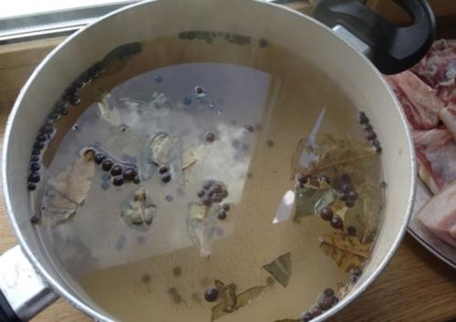 Как вымачивать сало. Как засолить сало в рассоле, чтобы таяло во рту? 9 самых вкусных рецептов