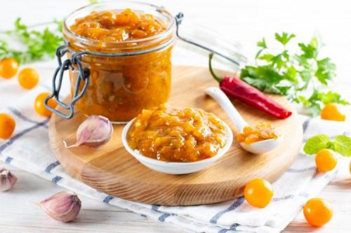 Какие ингредиенты можно добавить в сливовый соус из слив на зиму для разнообразия вкуса. 10 соусов из желтой сливы, которые готовятся проще простого