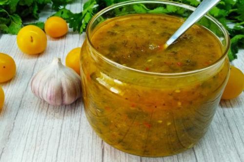 Какие ингредиенты можно добавить в сливовый соус из слив на зиму для разнообразия вкуса. 10 соусов из желтой сливы, которые готовятся проще простого