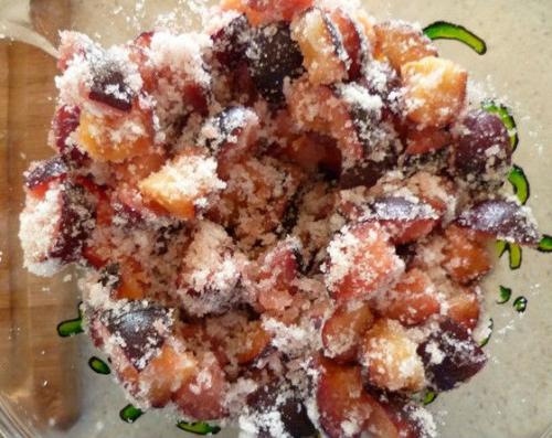 Что делает варенье из сливы нежным. Варенье из сливы без косточек на зиму: 10 простых рецептов густого сливового варенья