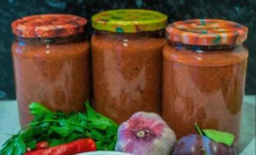 Как лечить сливы острые на зиму. Классический ткемали из слив на зиму