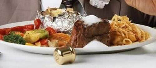 Пересолила картошку с мясом, что делать. Как спасти пересоленный картофель