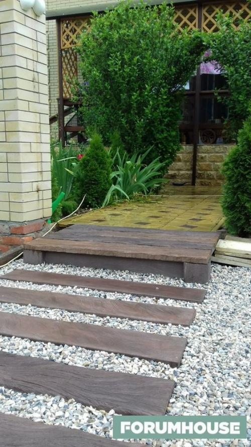 Дорожки в саду дешево. Как планируют дорожки профессионалы